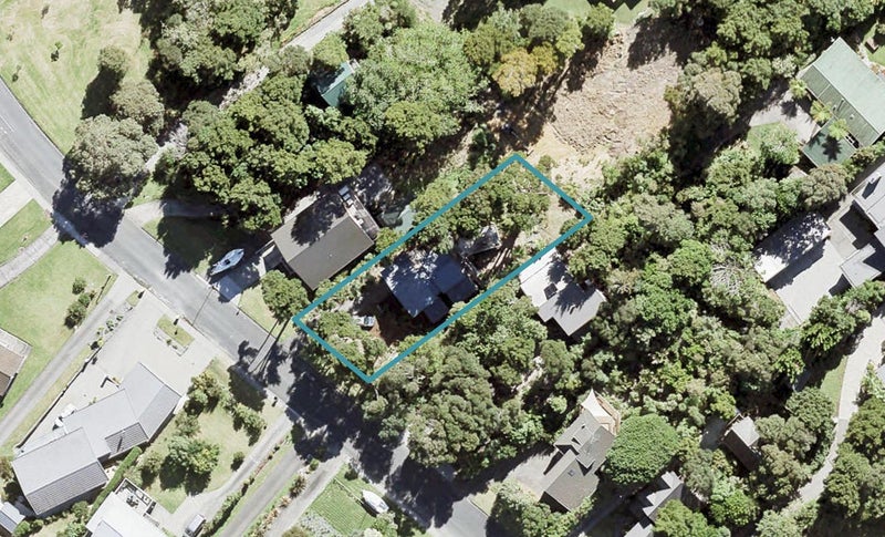 9 Willjames Avenue, Algies Bay, Warkworth - Carousel 1