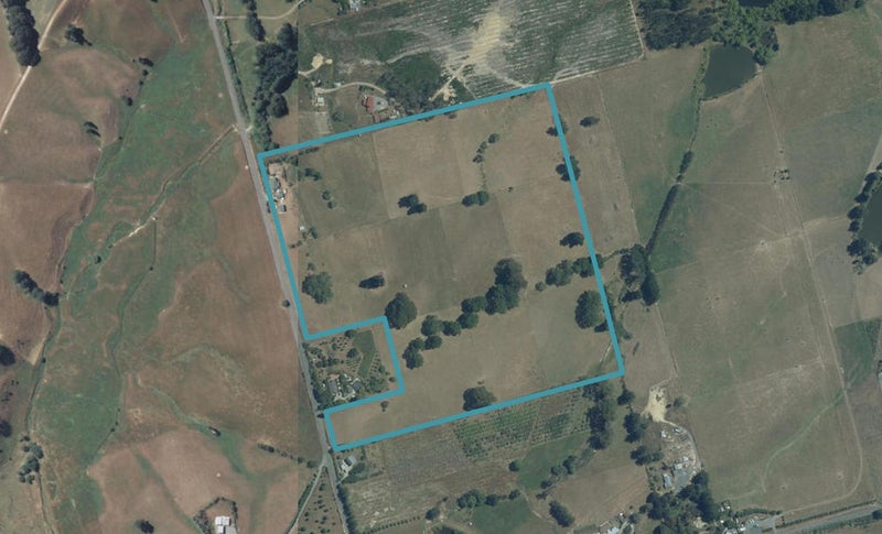 194 Kelling Road, Upper Moutere - Carousel 1