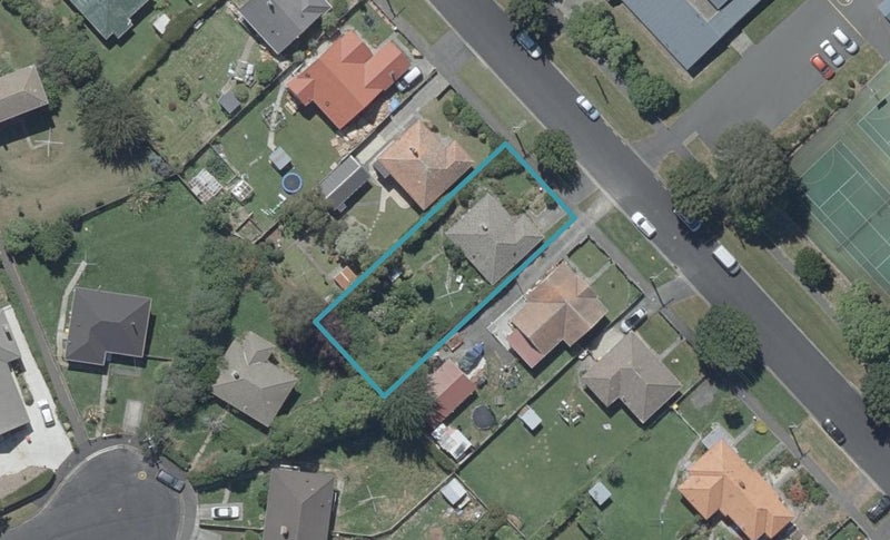 10 Hislop Street, Liberton, Dunedin - Carousel 1