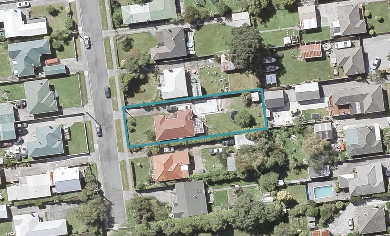 59 Dover Road, Wainuiomata, Lower Hutt - Carousel 1