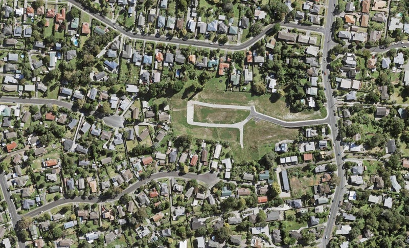 18 Arataki Views Way, Glen Eden , Auckland - Carousel 1