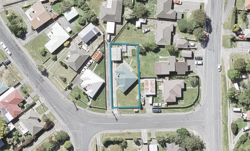 115 Wood Street, Wainuiomata, Lower Hutt - Carousel 1