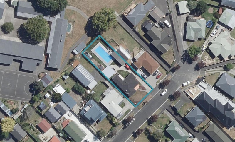 11 Alanbrooke Place, Beerescourt, Hamilton - Carousel 1