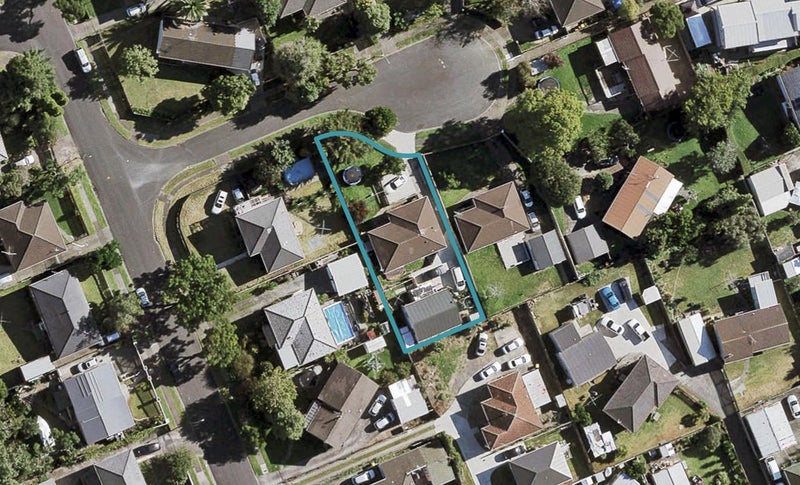 3 Rainbow Place, Wattle Downs, Auckland - Carousel 1