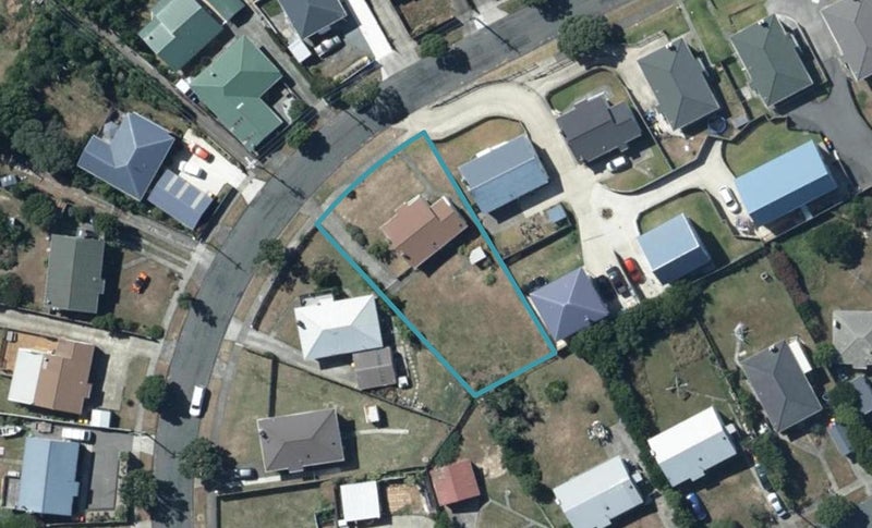 22 Matatiro Street, Titahi Bay, Porirua - Carousel 1