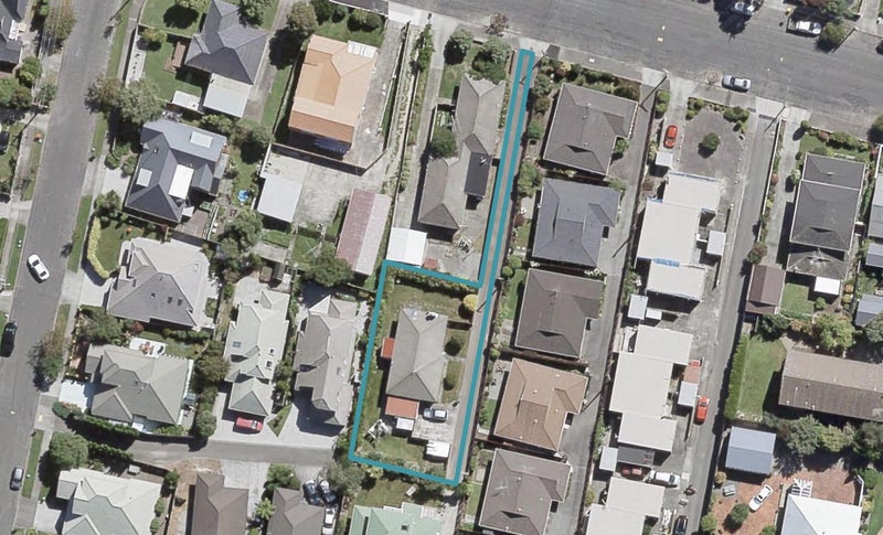 11 Whites Line West, Woburn, Lower Hutt - Carousel 1