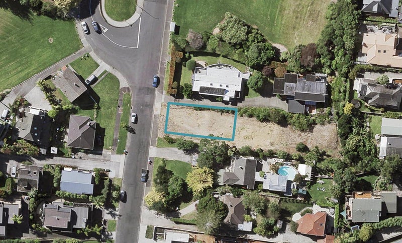 77 Rukutai Street, Orakei, Auckland - Carousel 1