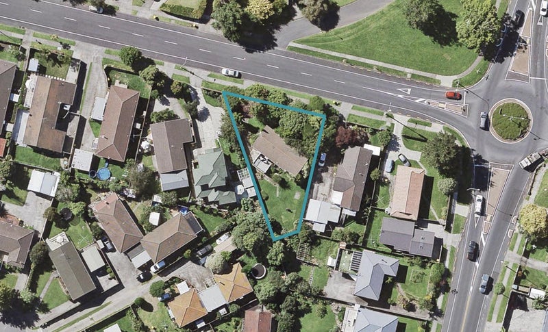 133 Gills Road, Half Moon Bay, Auckland - Carousel 1
