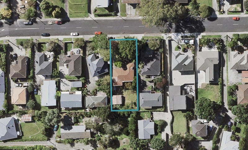 26 Selwyn Crescent, Forrest Hill, Auckland - Carousel 1