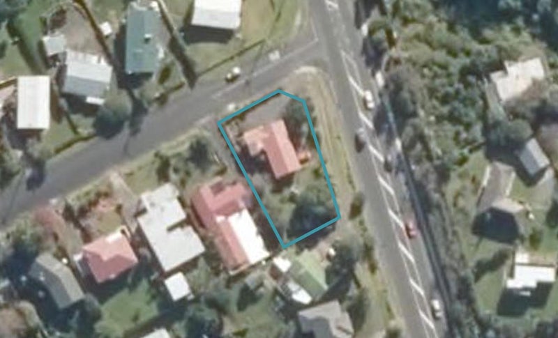 1 Sunnyside Street, Onerahi, Whangarei - Carousel 1