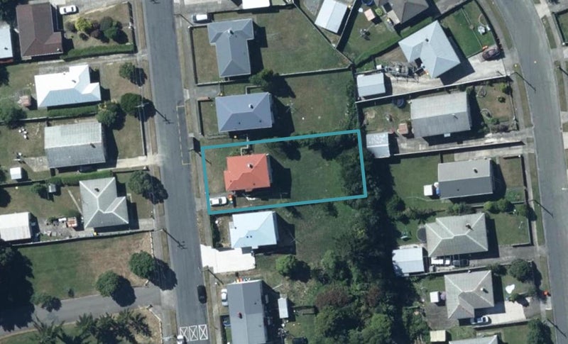 99 Sievers Grove, Cannons Creek, Porirua - Carousel 1