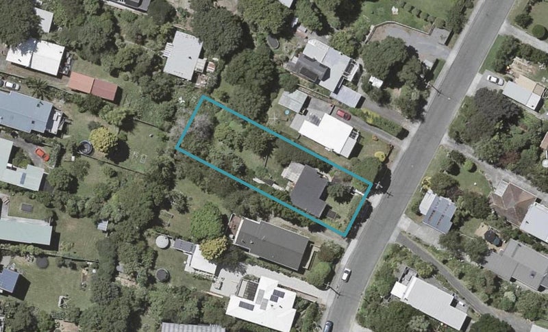 69 Glen Road, Raumati South, Paraparaumu - Carousel 1