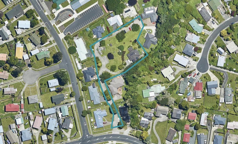86B Kawaha Point Road, Kawaha Point, Rotorua - Carousel 1