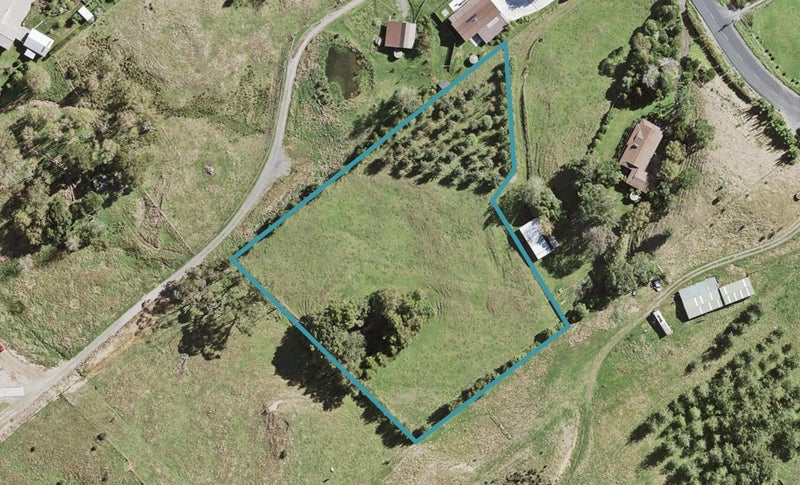 743A Ponga Road, Ōpaheke, Papakura - Carousel 1