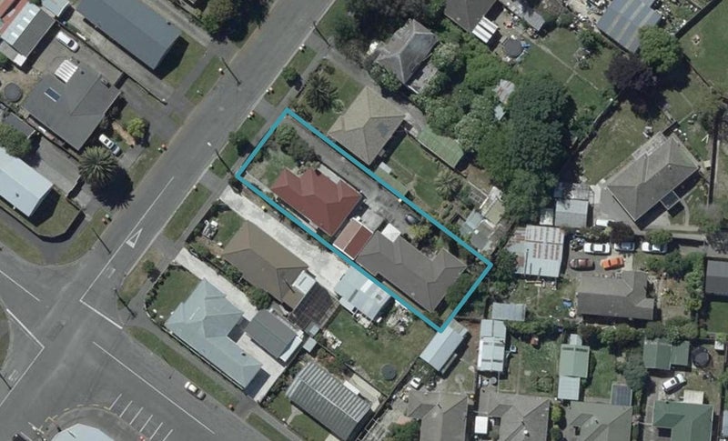 1/32 McGregors Road, Bromley, Christchurch - Carousel 1