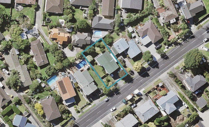 142 Hutchinsons Road, Bucklands Beach, Auckland - Carousel 1