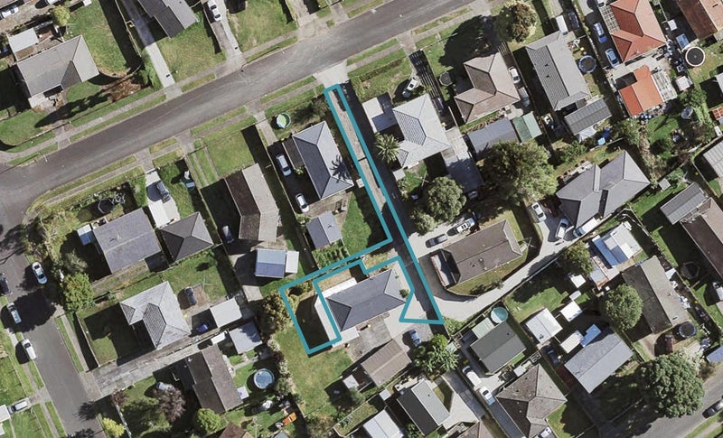 1/7 Gambare Place, Wattle Downs, Auckland - Carousel 1