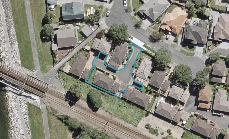 3/27 Richmond Grove, WOBURN, LOWER HUTT - Carousel 1