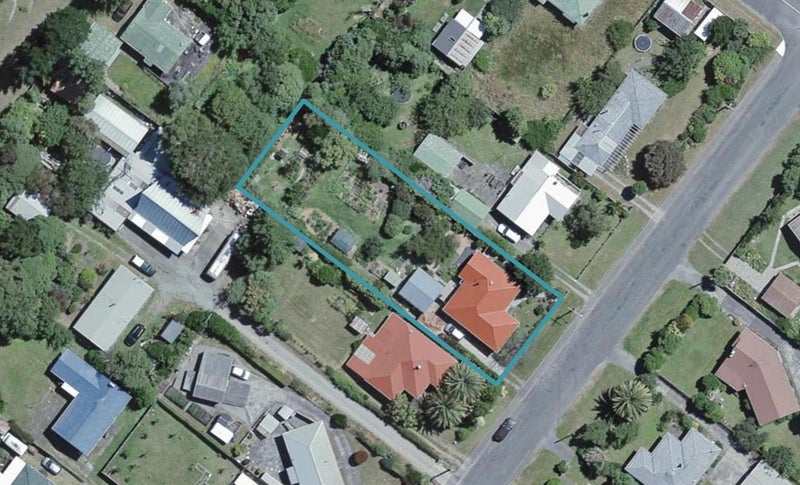 71 Watt Street, Featherston - Carousel 1