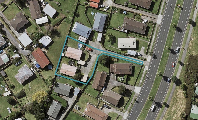 114 Te Irirangi Drive, Clover Park, Auckland - Carousel 1
