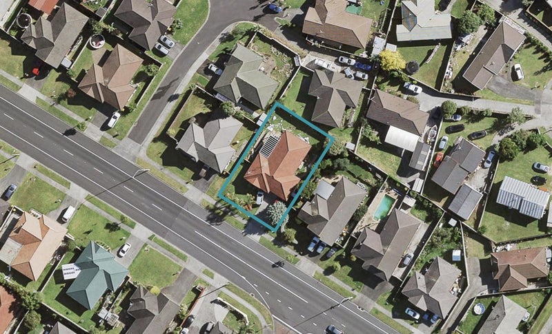 299 Mahia Road, Weymouth, Auckland - Carousel 1