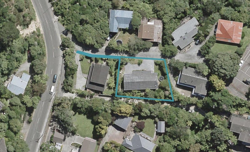9 Miromiro Road, Normandale, Lower Hutt - Carousel 1