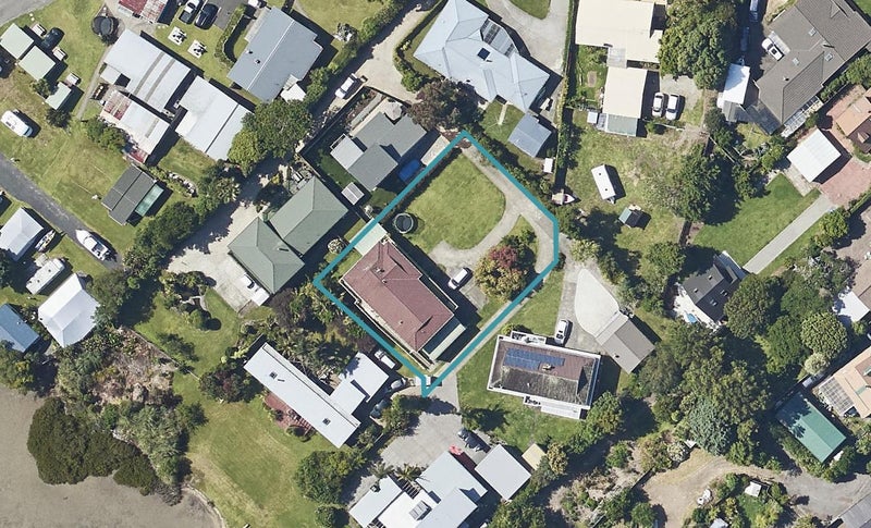 35B Waione Avenue, Athenree, Katikati - Carousel 1