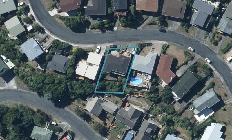 42 Truro Road, Camborne, Porirua - Carousel 1