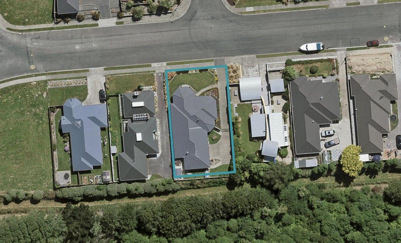95 Gimblett Street, Waikiwi, Invercargill - Carousel 1