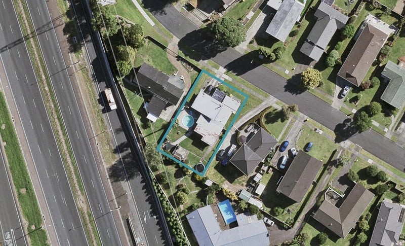 30 Barnhill Crescent, Pahurehure, Papakura - Carousel 1