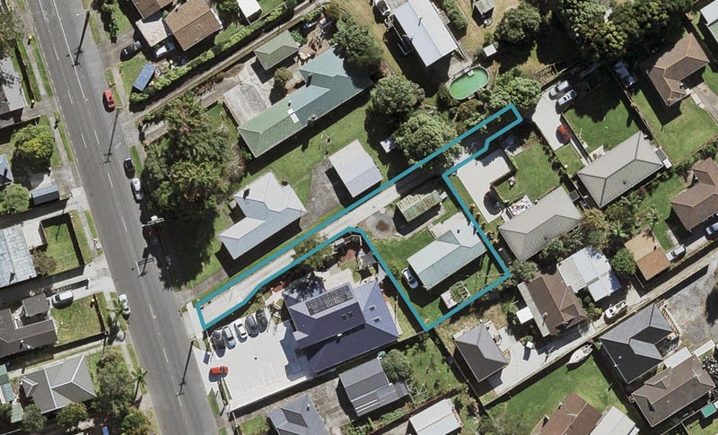 10A Robertson Road, Favona, Auckland - Carousel 1
