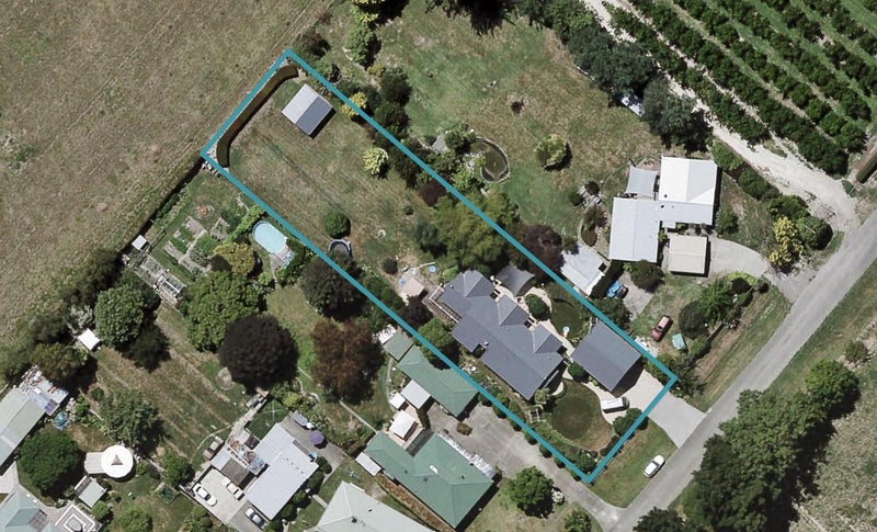 883 Park Road South, Longlands, Hastings - Carousel 1