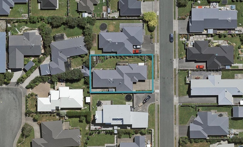 9 Hoffman Court, Waikiwi, Invercargill - Carousel 1
