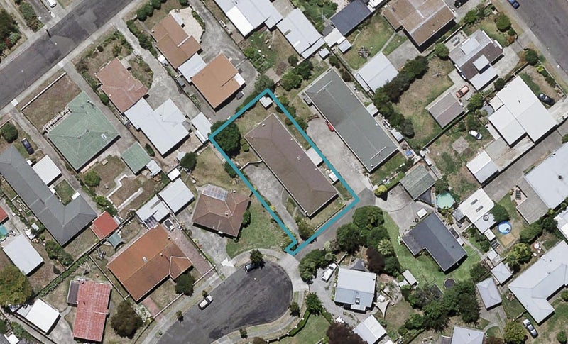 2/831 Cook Place, Raureka, Hastings - Carousel 1