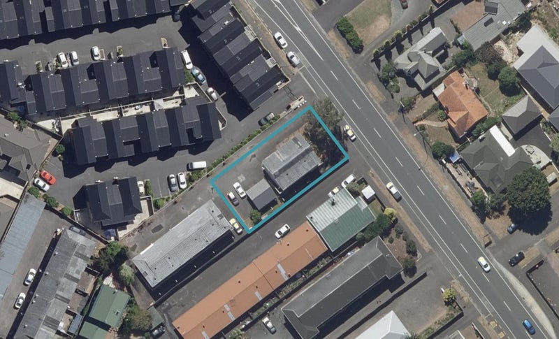 1175 Victoria Street, Whitiora, Hamilton - Carousel 1