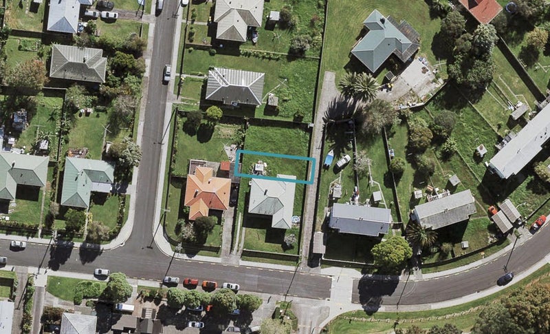 28A Fraser Avenue, Northcote, Auckland - Carousel 1