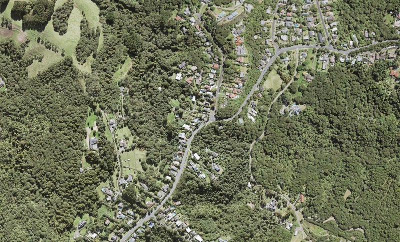 1161 Scenic Drive North, Swanson, Auckland - Carousel 1