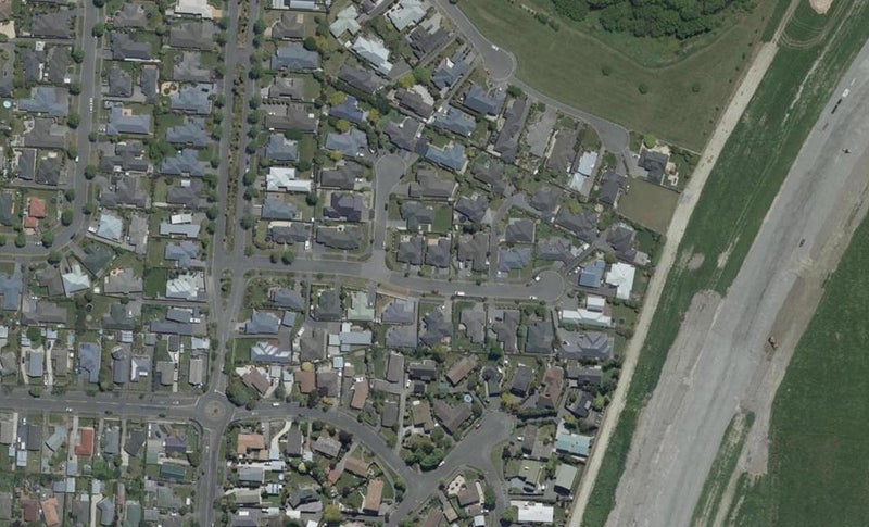7 Harrys Way, Redwood, Christchurch - Carousel 1