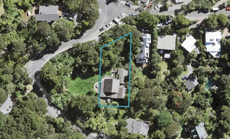 84 Laingholm Drive, Laingholm, Auckland - Carousel 1