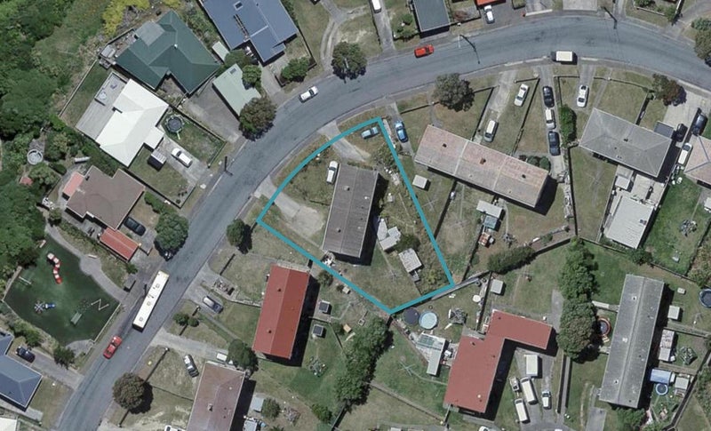 11 Kekerenga Street, Strathmore Park, Wellington - Carousel 1