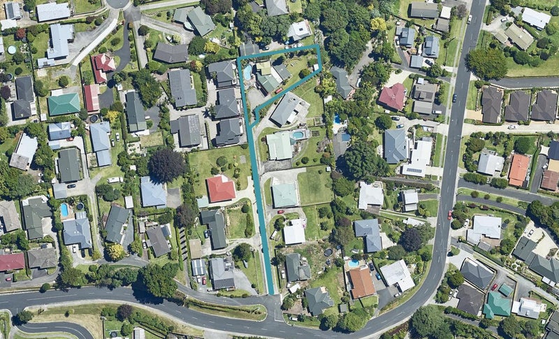 5 Fern Way, Brookfield, Tauranga - Carousel 1