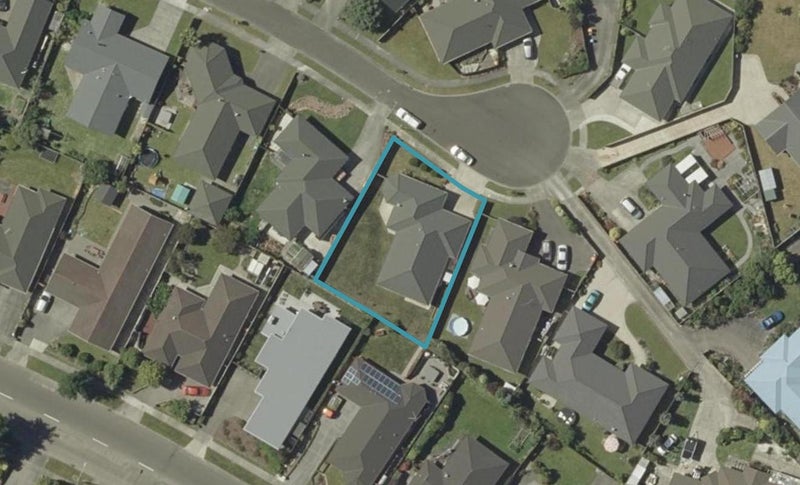 12 Woodgate Court, Fitzherbert, Palmerston North - Carousel 1