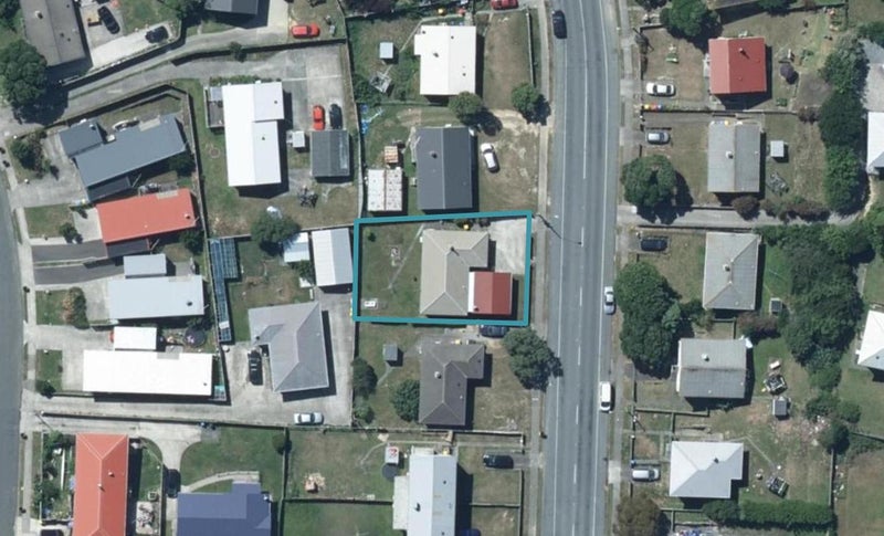 345 Warspite Avenue, Waitangirua, Porirua - Carousel 1