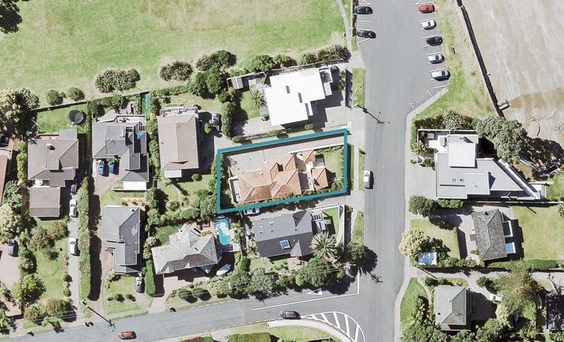 54 Rothesay Bay Road, Rothesay Bay, Auckland - Carousel 1