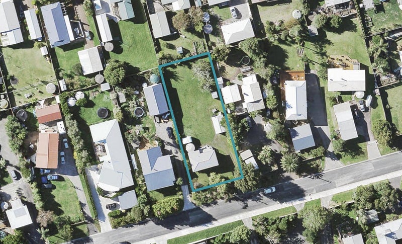 14 Third View Avenue, Beachlands, Auckland - Carousel 1