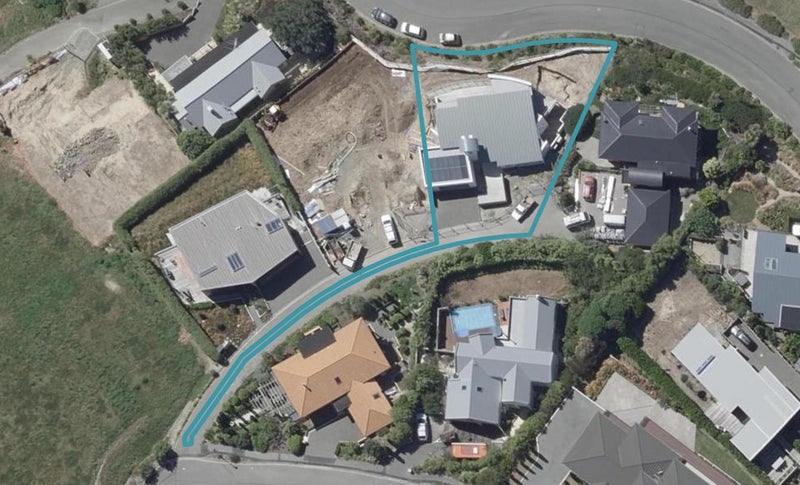 4 Ophir Lane, Redcliffs, Christchurch - Carousel 1