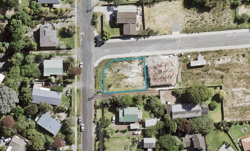 1 Shibata Rise, Ranui, Auckland - Carousel 1
