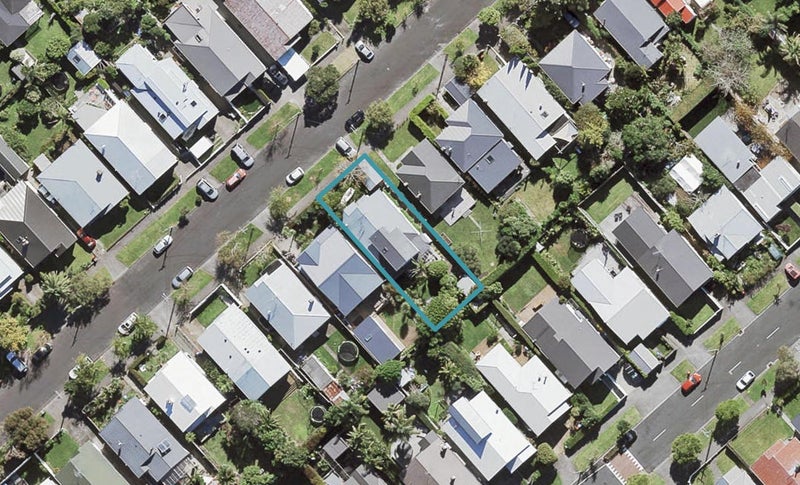 23 Chester Avenue, Westmere, Auckland - Carousel 1