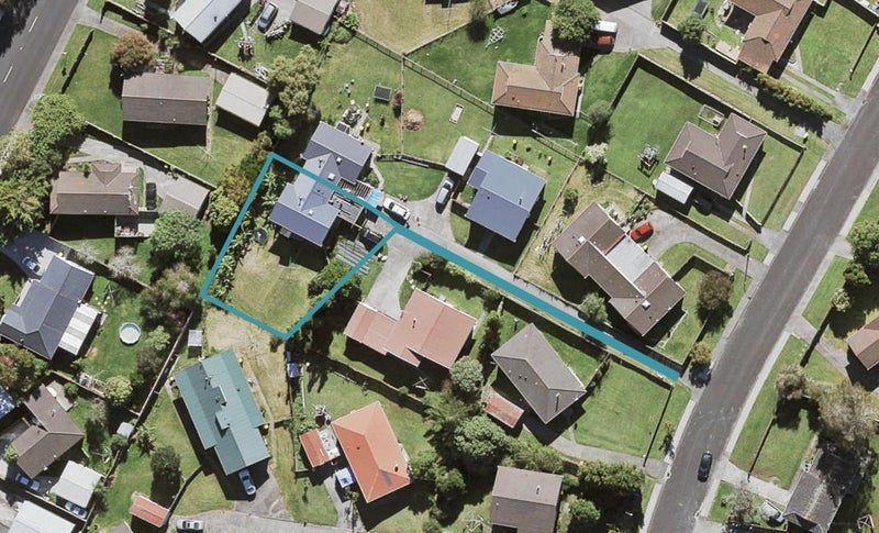 24A Brougham Place, West Harbour, Auckland - Carousel 1