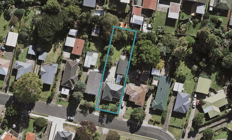42 McLean Avenue, Papatoetoe, Auckland - Carousel 1